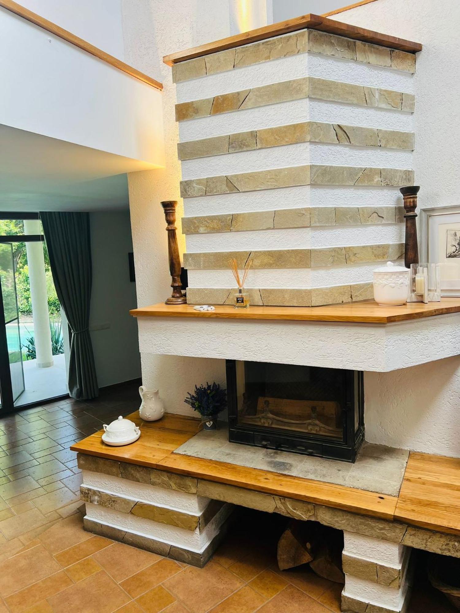 Evie'S Tree House Vila Dragomirna Exterior foto