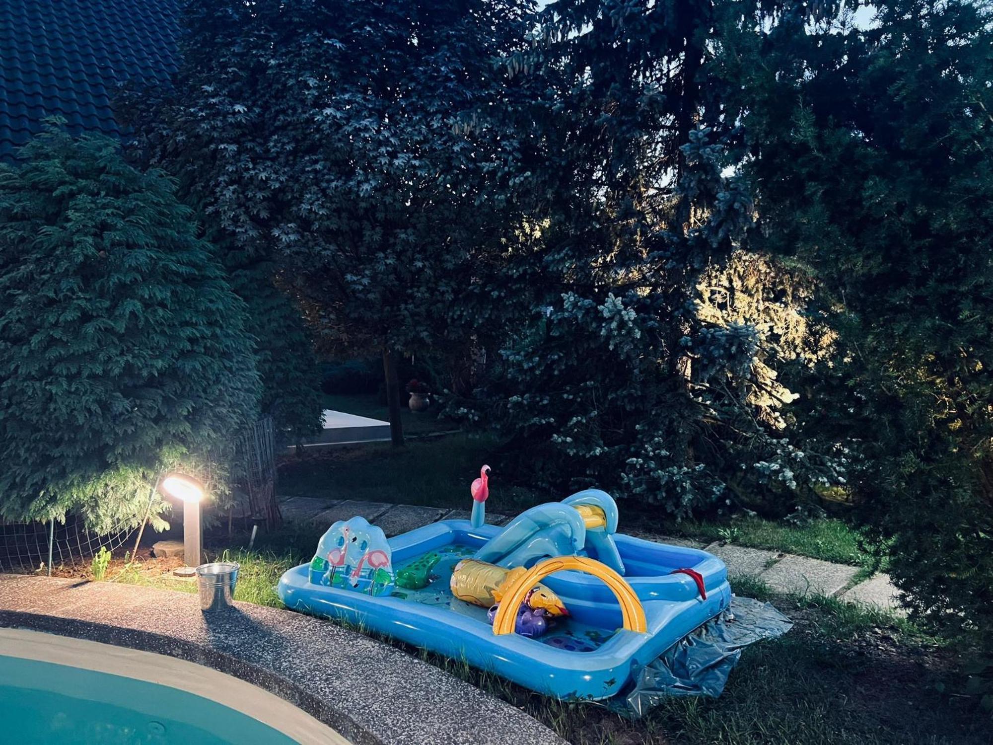 Evie'S Tree House Vila Dragomirna Exterior foto