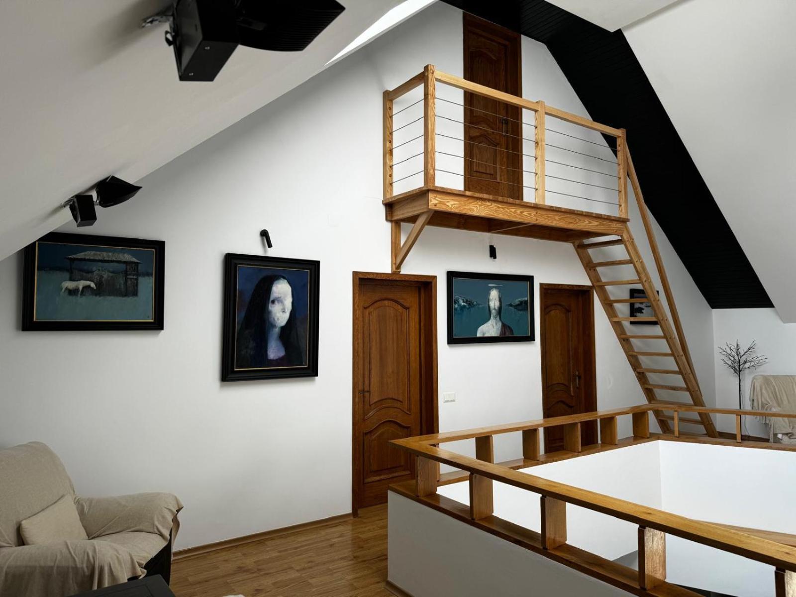 Evie'S Tree House Vila Dragomirna Exterior foto